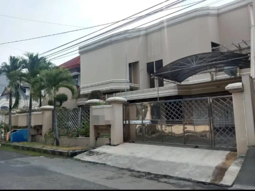 Rumah Surabaya Timur  Dharmahusada Indah Barat