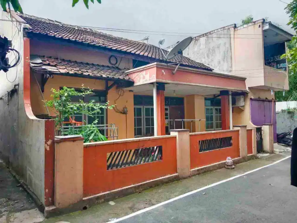 rumah murah di kerten dekat solo Square mall