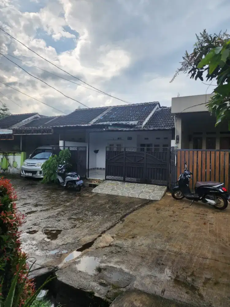 Di Jual Rumah Pesona Asri Parung