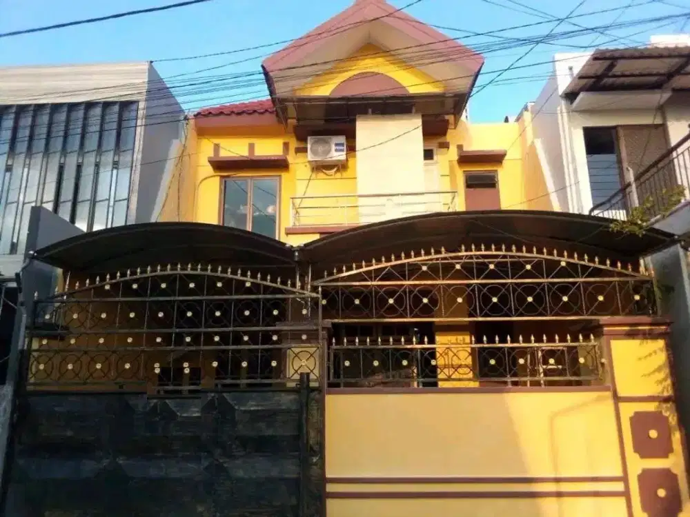 DIJUAL RUMAH DHARMAHUSADA MAS SURABAYA RON.A704