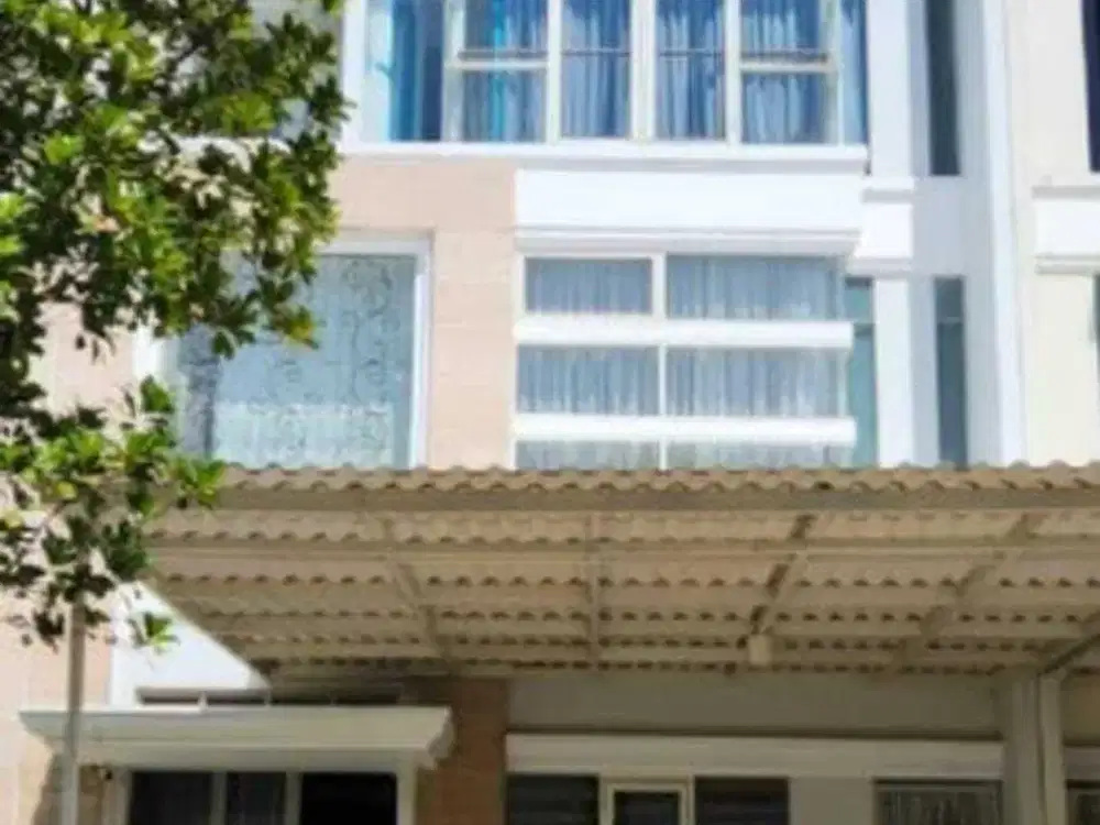 Siap Huni Rumah Full Furnish di Pakuwon Indah Lariz Ville