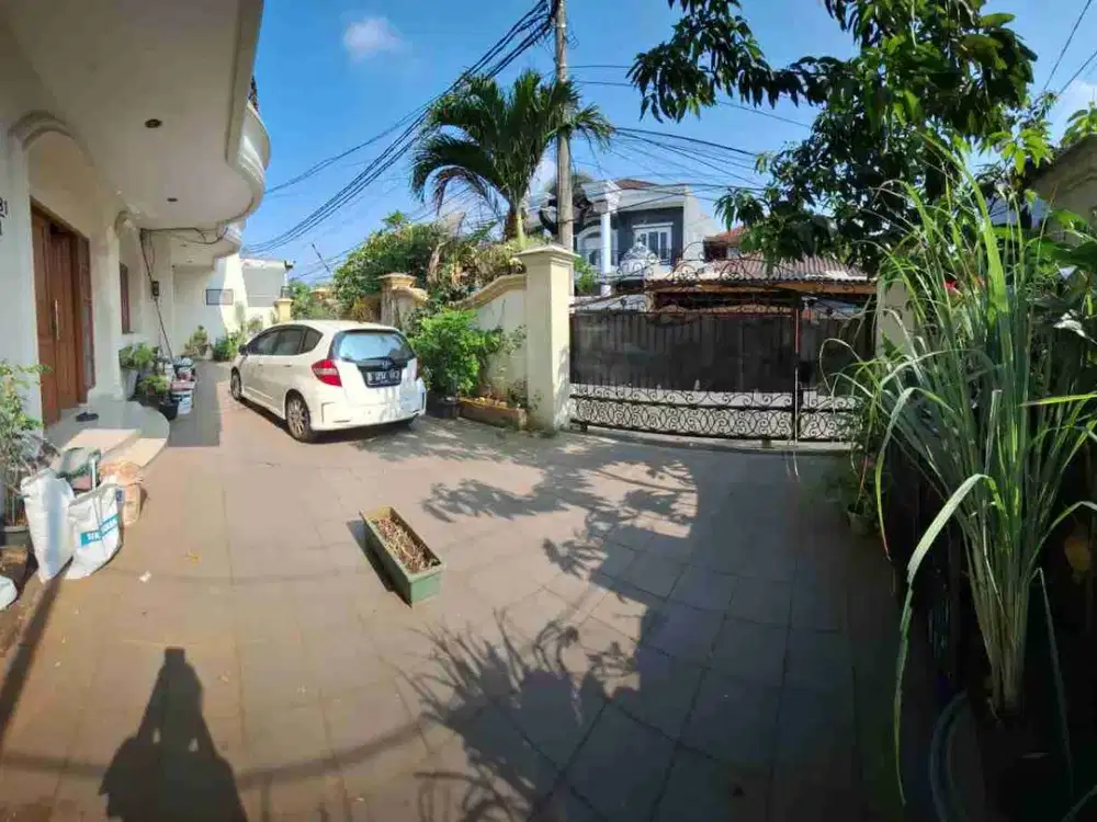 JUAL RUMAH MEWAH SUNTER KIRANA (HOEK)