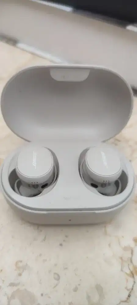 Bose quite comfort earbuds original