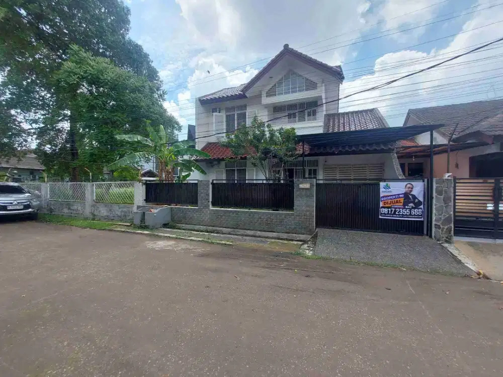 Rumah Jatiwaringin Bebas Banjir Bagus Terawat