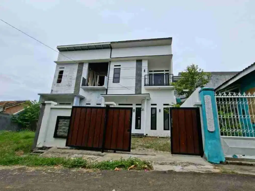 Rumah 2 Lantai Minimalis