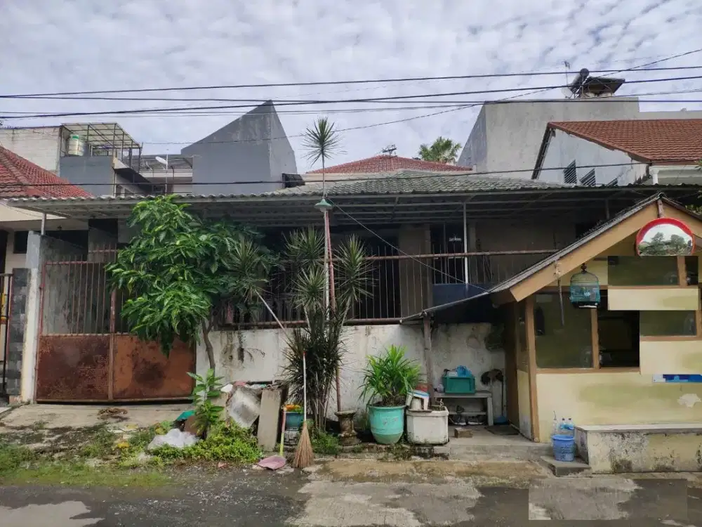 DIJUAL RUMAH HITUNG TANAH KRISKENCANA SARI BARAT SURABAYA RON.A1674