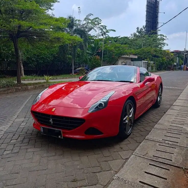 2015 Ferrari California T km 900 Perak