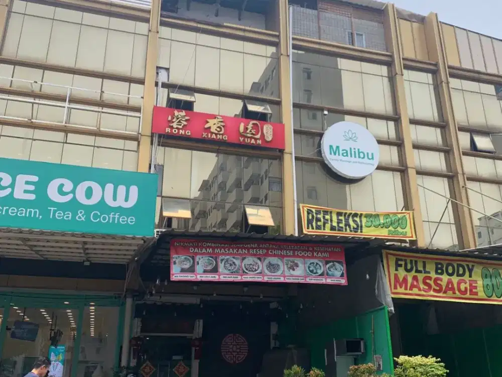 Dijual Cepat Ruko Cengkareng Malibu Raya 4 Lantai Unfurnished SHM IMB Dekat PIK - HARGA NEGO