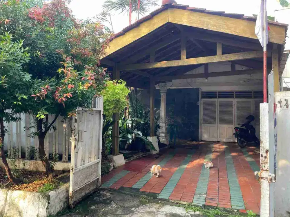 Rumah Lama Hitung Tanah Di Senopati Kebayoran Baru