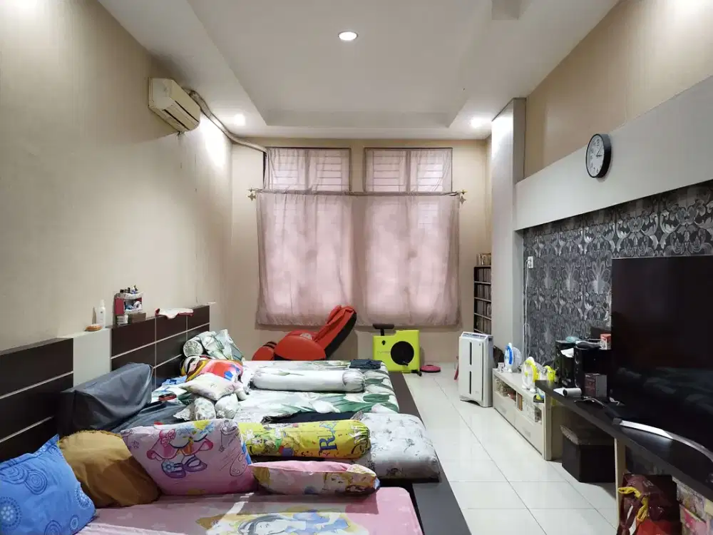 Dijual ruko di jalan sutrisno