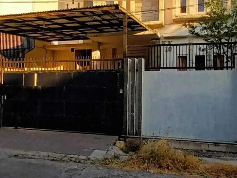 2 Lantai Modern Rumah Minimalis Wisma Permai Tengah