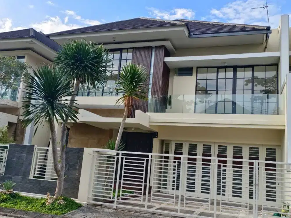 Second Road, Row Jalan 3 Mobil Rumah Royal Residence