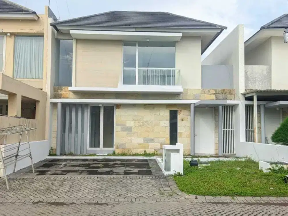 Rumah Royal Residence Wiyung Modern Minimalis Hadap Selatan