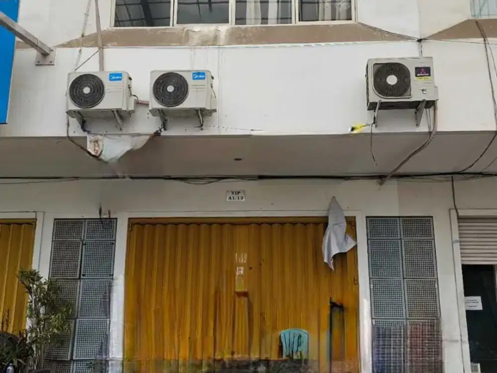 2,5 Lantai Ruko Gwalk di Surabaya Barat Strategis