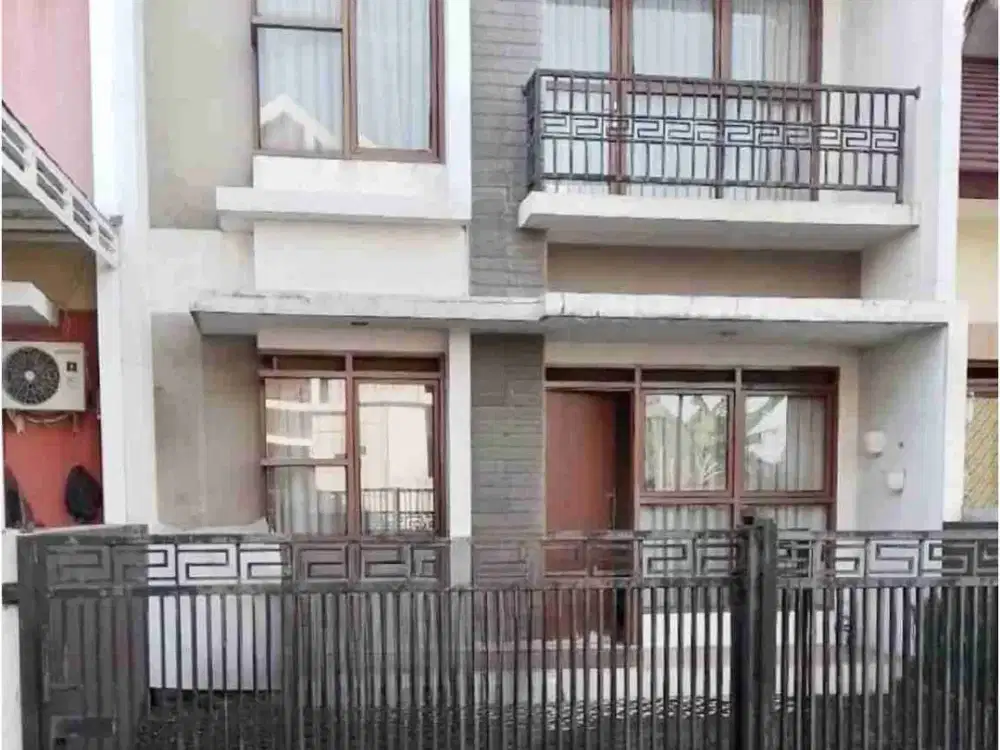 rumah di cisaranten arcamanik siap huni