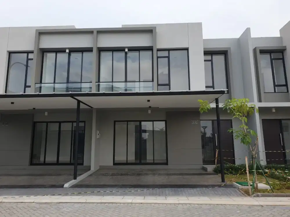 Rumah Milenial PIK 2 Ukuran 8x12,5 Hook Kosongan Siap Huni