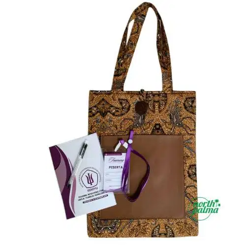 Seminar Kit Eksklusif – Tas Batik + Bloknote + Pulpen + Cocard
