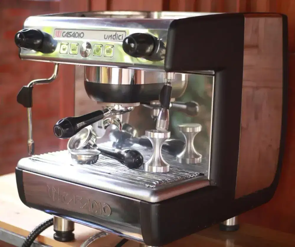 Mesin Espresso Casadio Undici A1 ( Second )