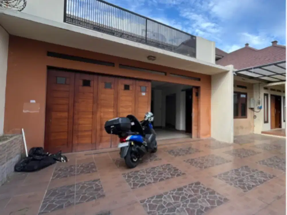 dijual rumah di jajar solo