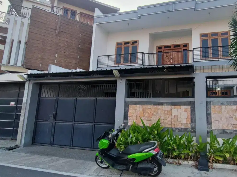 dijual rumah di sumber solo