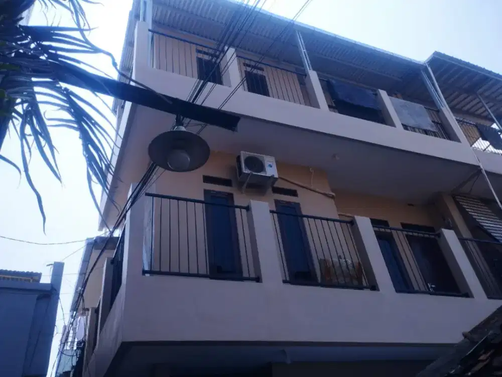 DIKONTRAKAN/DISEWAKAN 1 UNIT PAVILIUN PUTRA/PUTRI/PASUTRI