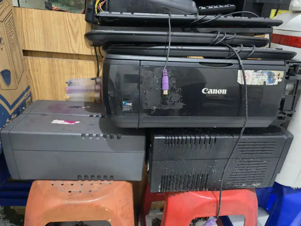 Tv monitor printer scanner uvs dispenser bekas