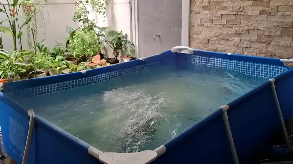 Kolam Renang Portable dan Water Filter Intex