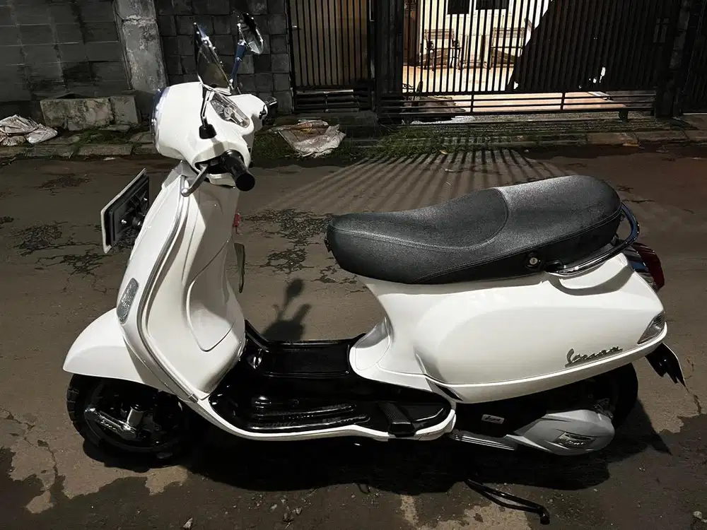 Vespa LX 125 2023