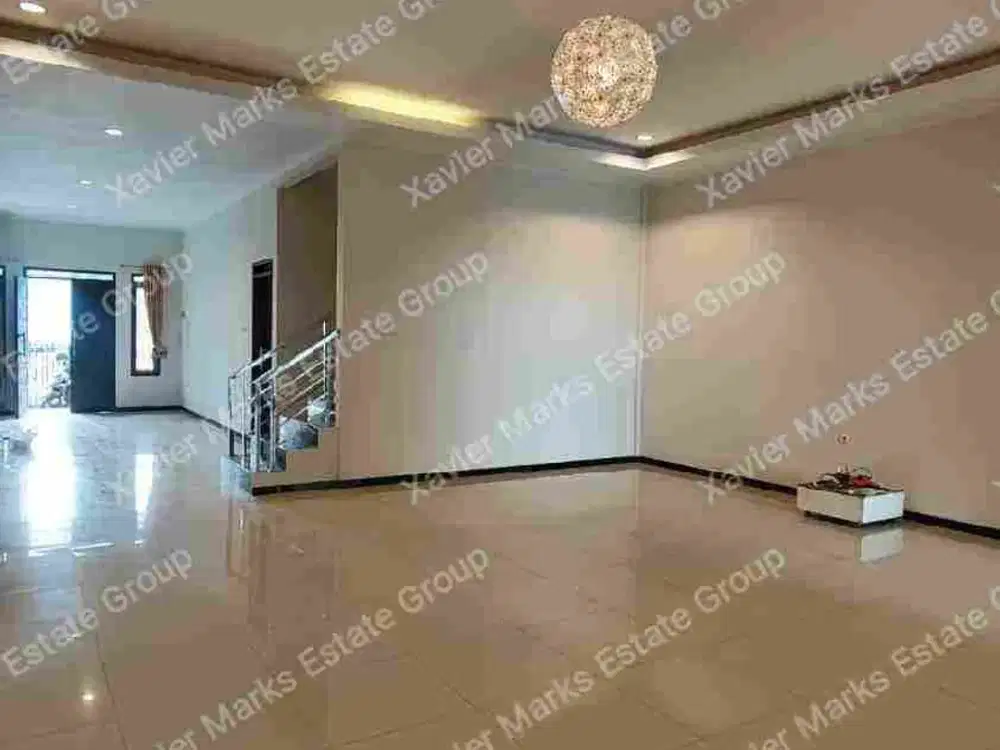 Dijual rumah mewah mekarwangi