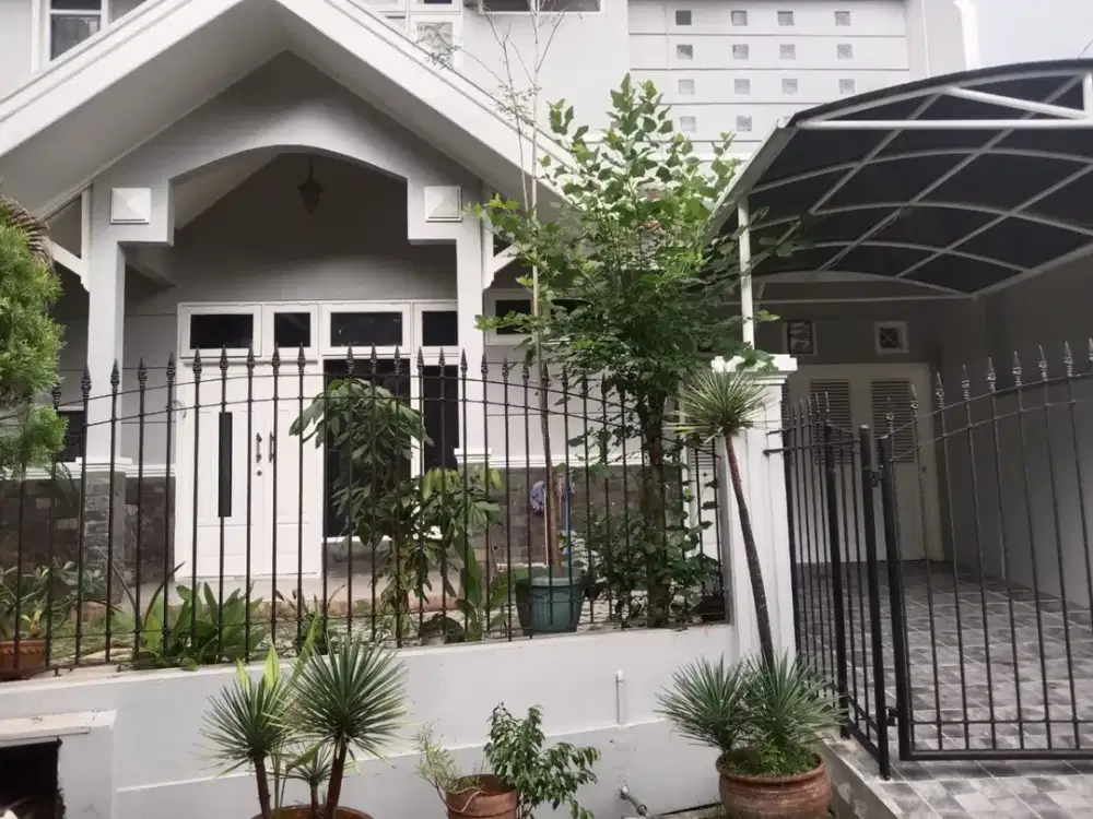 Disewakan Rumah di Perumahan Kasuari Bintaro By Rumah Chinida (Jb)