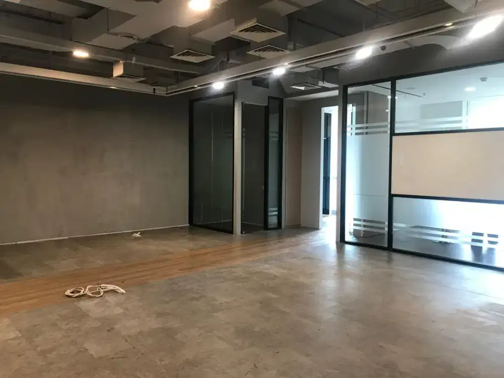 FOR LEASE Kantor Office Space Treasury Tower District 8 Astha