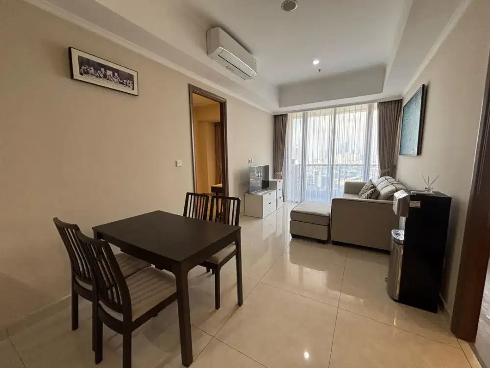 Sewa tahunan apartemen taman anggrek residence 2 kamar 99 meter
