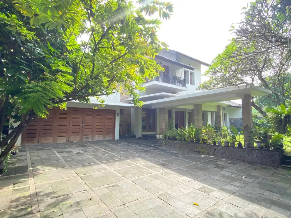 For Sale/Dijual Rumah Cantik dan Kokoh di Lokasi Premium Dharmawangsa