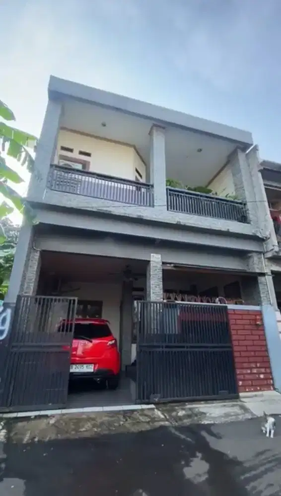 Rumah Modern second 2 lantai siap huni