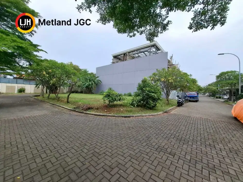 Dijual Kavling 3 Sisi Luas 470 di Cluster Palm Spring JGC  Cakung Jaka