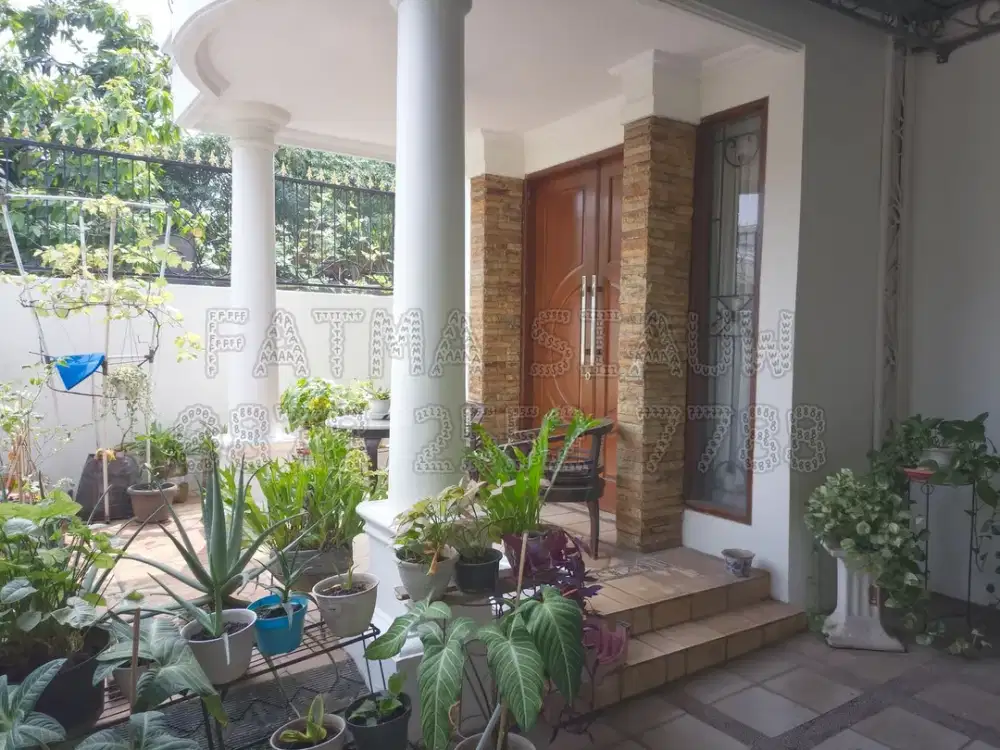 Dijual murah rumah terawat siap huni di Villa Melati Mas, Serpong, Tangerang