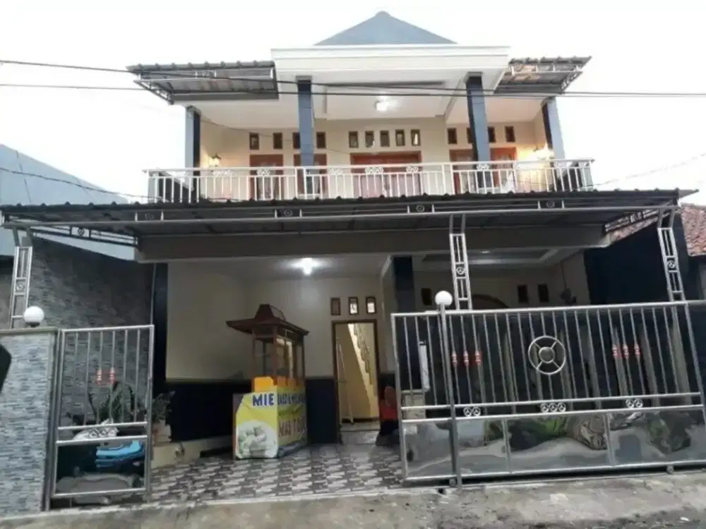 Dijual Rumah 2 Lantai Kokoh pinggir jalan raya ciomas-cib