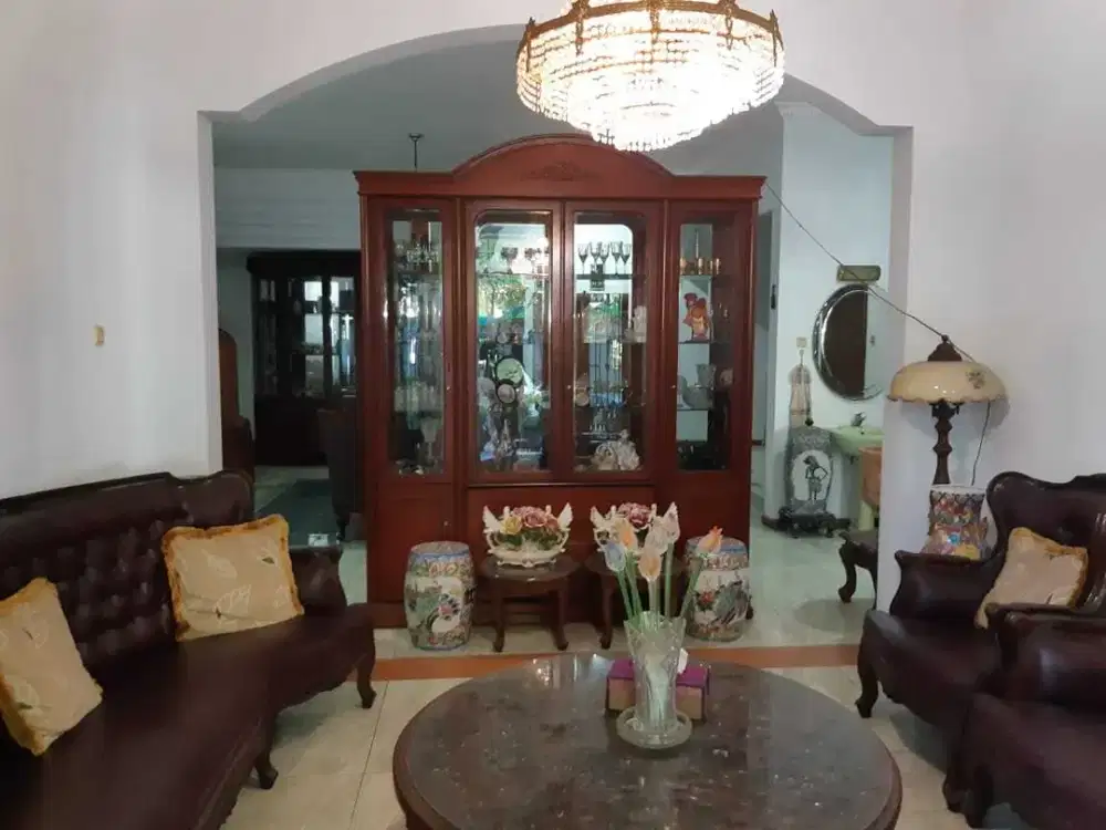 Rumah Siap Huni di Tengah Kota Surabaya, Manyar Tirtoyoso