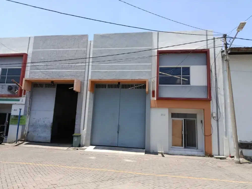 Gudang Siap Pakai di Banyu Urip Sukomanunggal Surabaya Barat