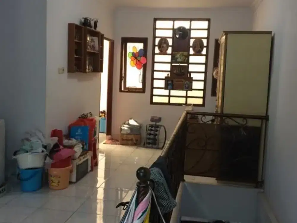 Rumah Sunter Hadap Selatan