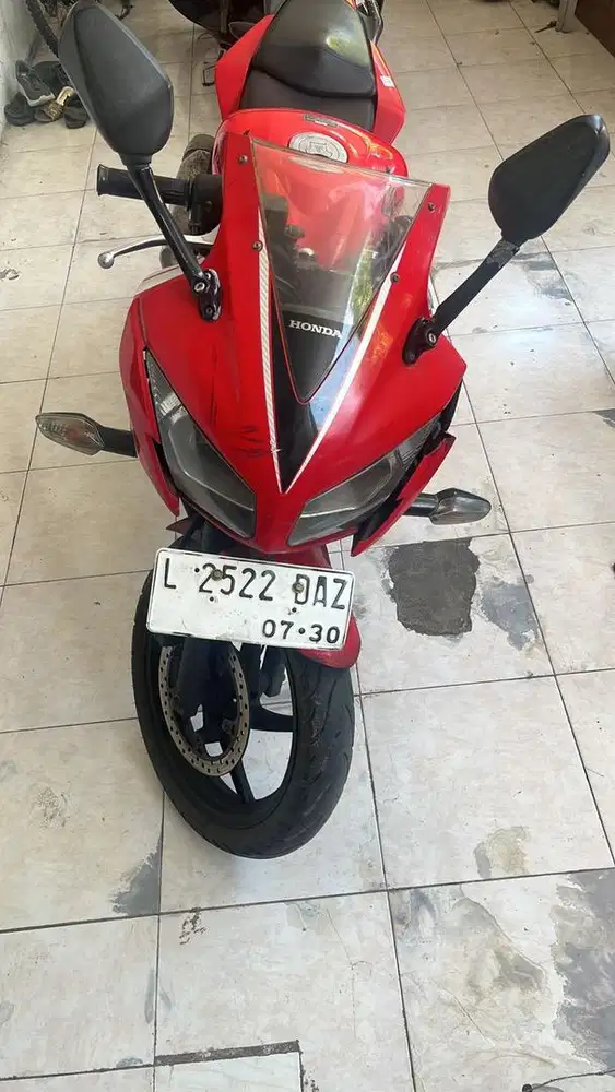 Cbr 150r k45g 2015