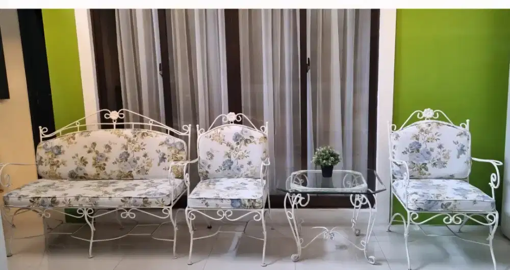 Kursi dan meja taman besi full + satu set cover jok  hijau polos