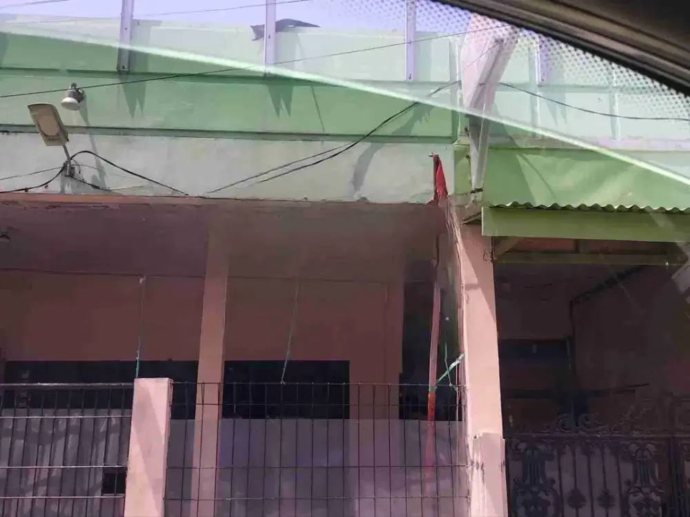 JUAL CEPAT RUMAH TUA PERINTIS KELAPA GADING PERLU RENOVASI