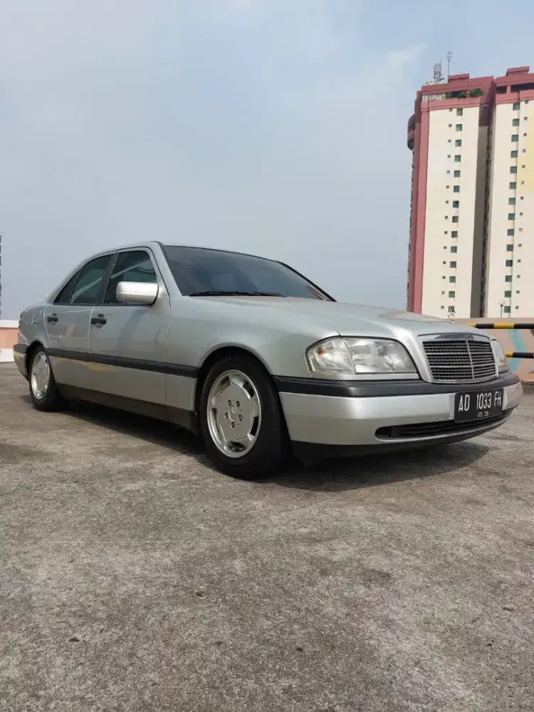 [ANTIK ASLI KM 50RB] Mercedes/Mercy C180# BMW