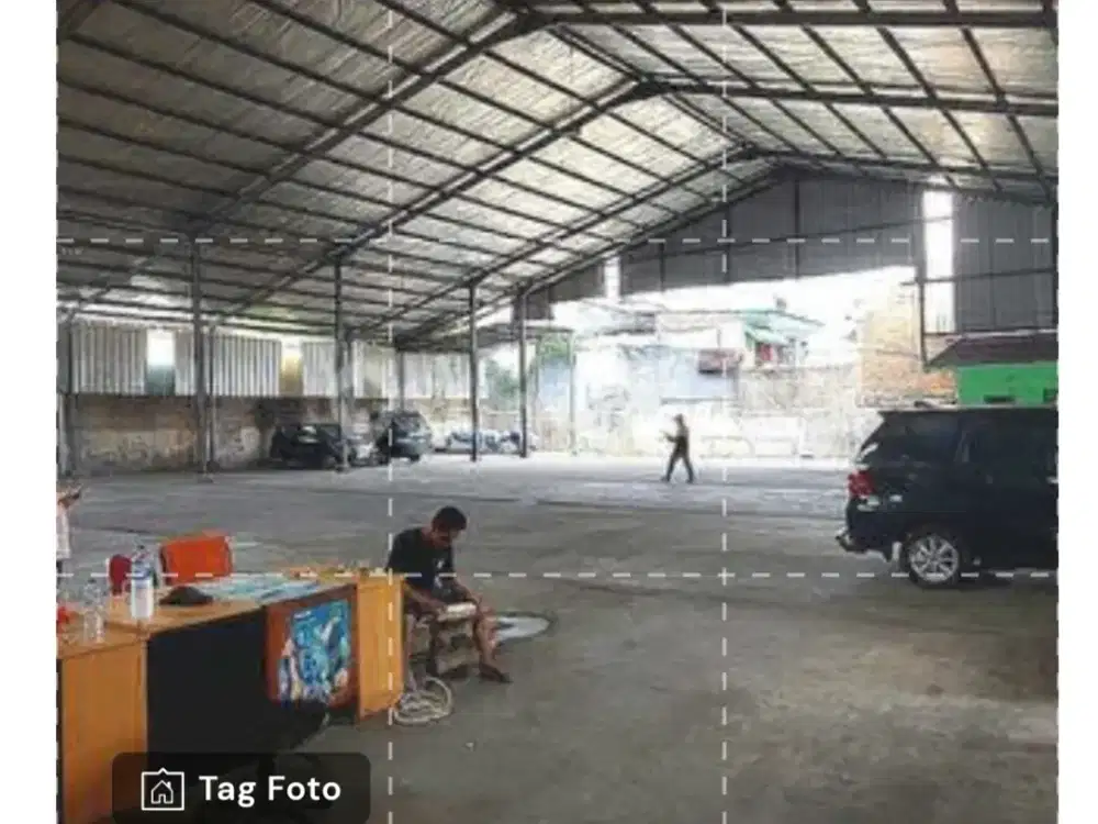 JUAL CEPAT GUDANG DAAN MOGOT MASUK CONTAINER 40 FEET JAUH DIBAWAH NJOP