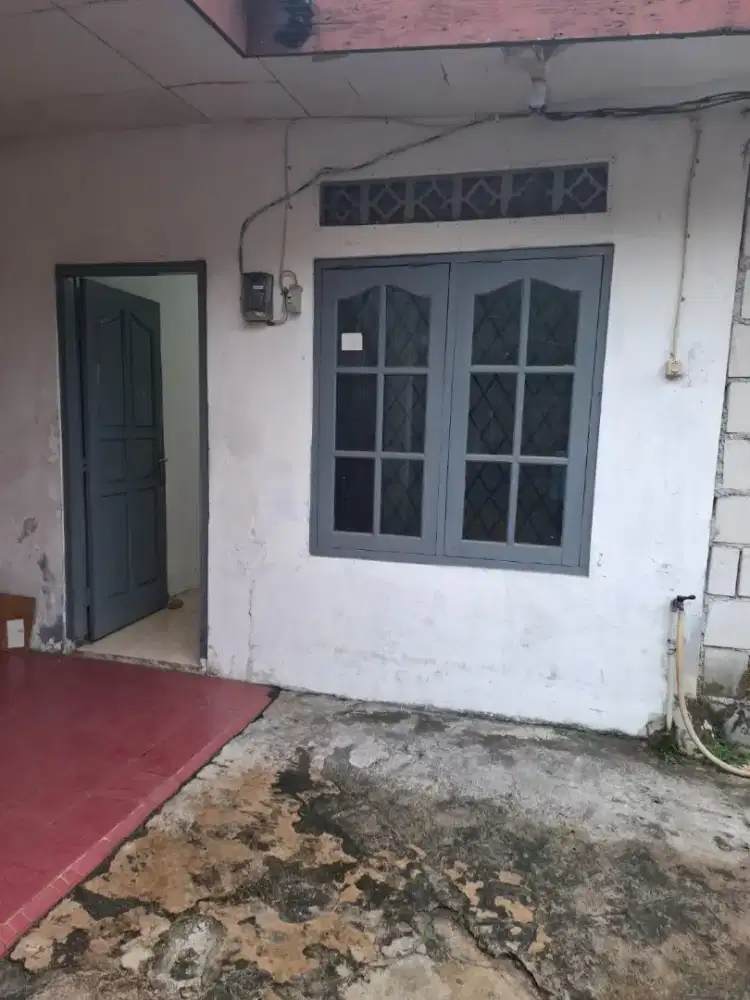 Kontrakan Suami Istri Kramat Jati