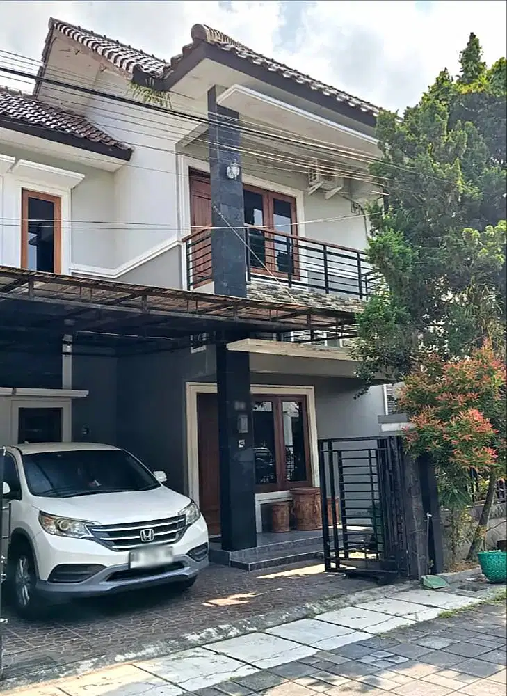 Rumah Istimewa Lingkungan Perumahan dekat Jalan Magelang