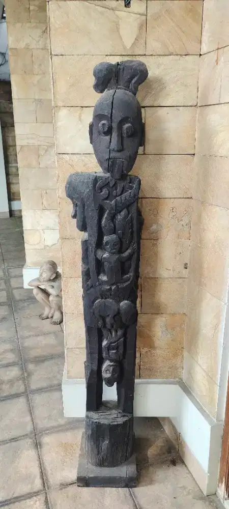Patung Suku Dayak