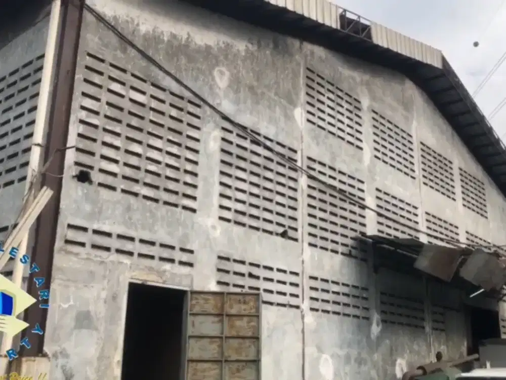 GUDANG MURAH LT 4000m LB 2000m SHM AKSES KONTAINER PANONGAN TANGERANG