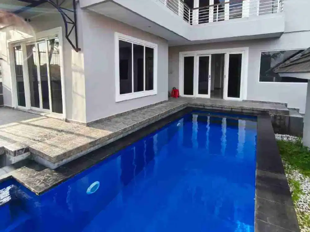 Rumah mewah 6are ada pool,halaman luas buluh indah gatsu barat jl8mtr